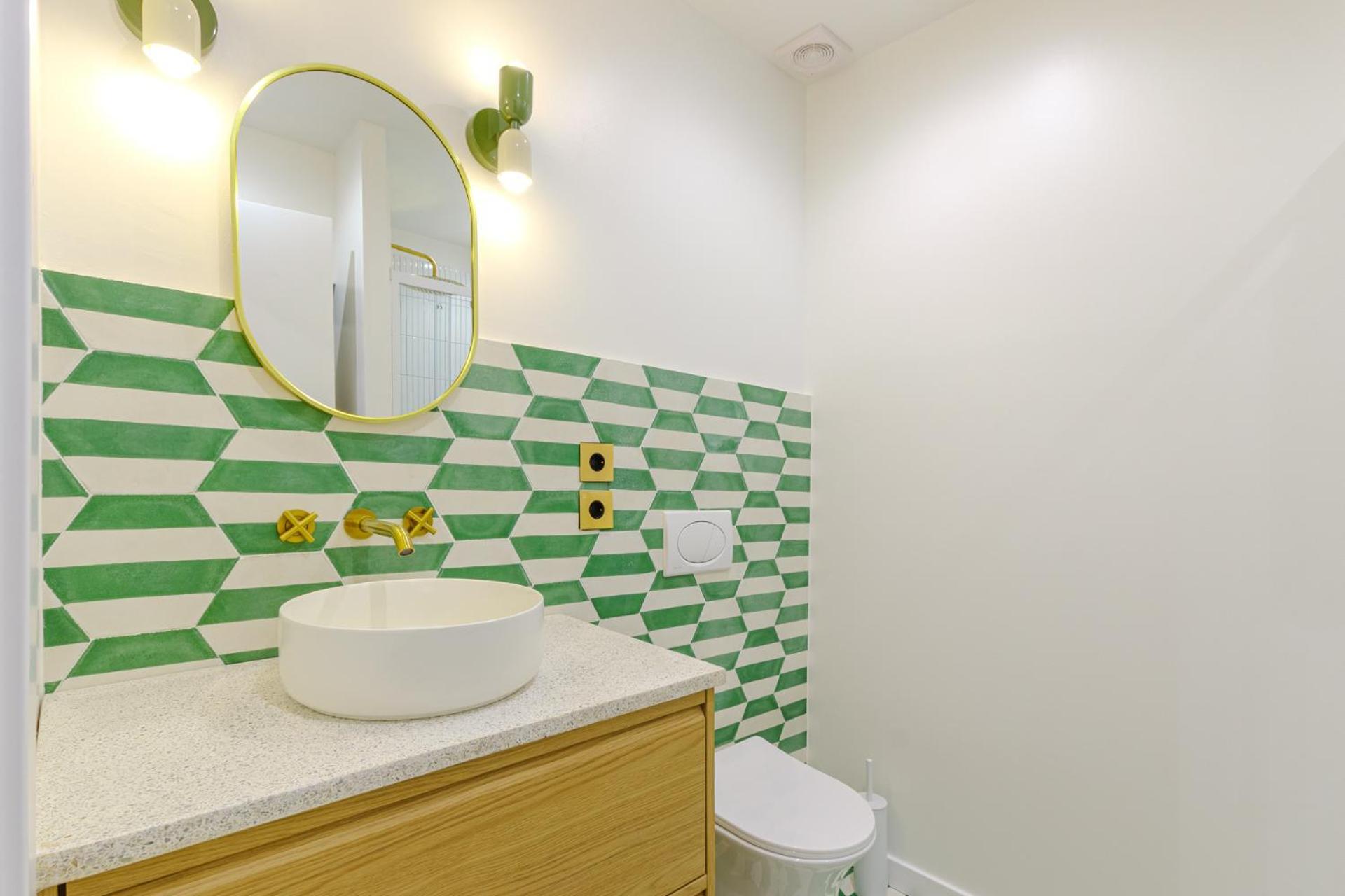 Refined And Practical Studio In Historic Center Of Alicante Bagian luar foto